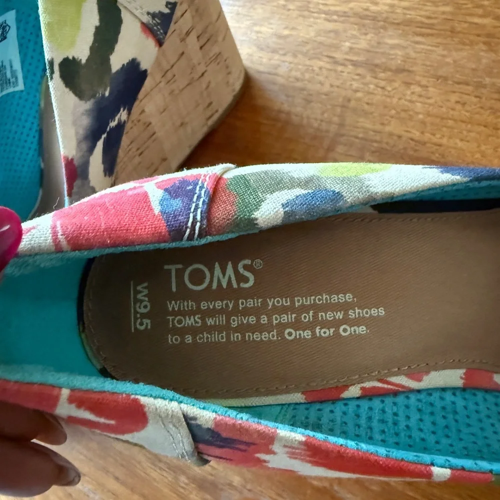 Toms Multicolor Floral Cork Wedge Peep Toe